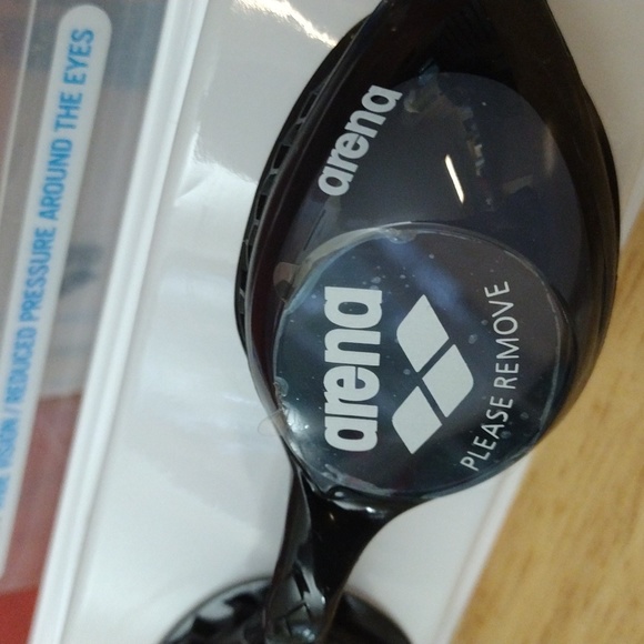 Arena Air Soft Swimming Goggles - Picture 2 of 4